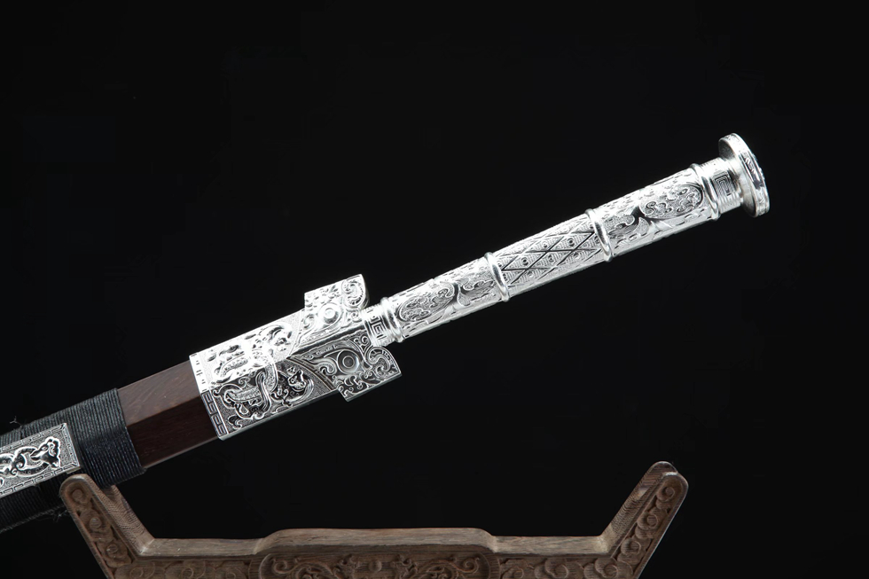 銀色龍魂漢剣（高炭素鋼製）古兵器 武具　刀装具　日本刀　模造刀 居合刀